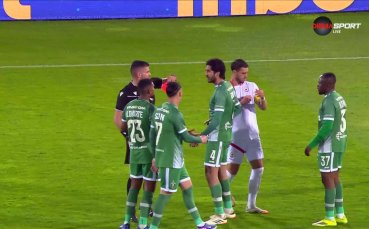 ЦСКА остана с човек по-малко