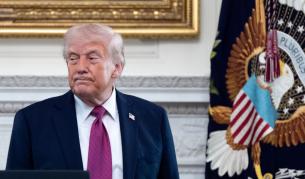 Тръмп удължава примирието с Иран