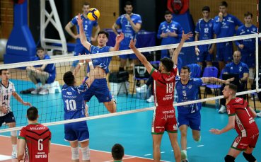 Левски обърна Нефтохимик и поведе във финала за титлата