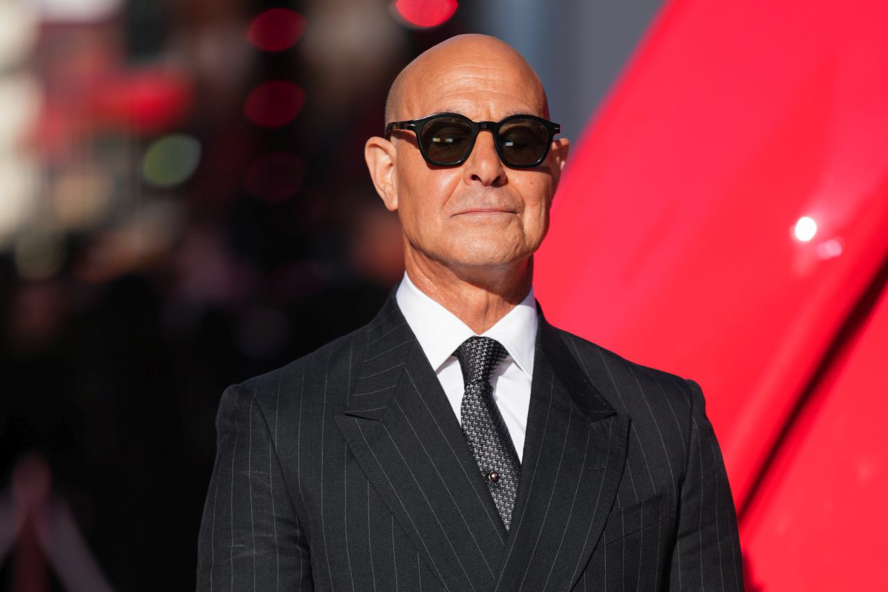 <p>Мерил Стрийп, Ан Хатауей и Емили Блънт превзеха Лондон за премиерата на &bdquo;Дяволът носи Прада 2&ldquo;, където към легендарния екип се присъедини и самата Донатела Версаче.</p>