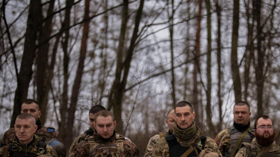 Украйна отстранява висши офицери