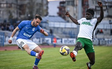 Десет от Спартак Варна не издържаха срещу Берое на старта на плейофите