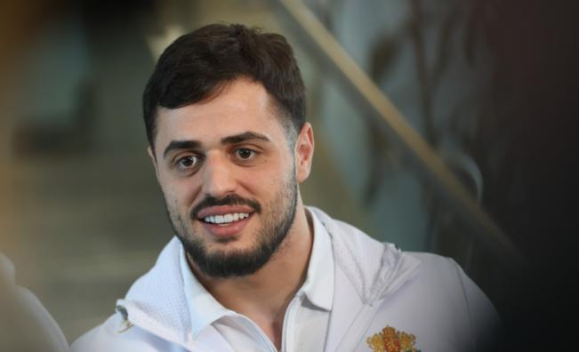 Карлос Насар се прибра в България с четвърта европейска титла (СНИМКИ)