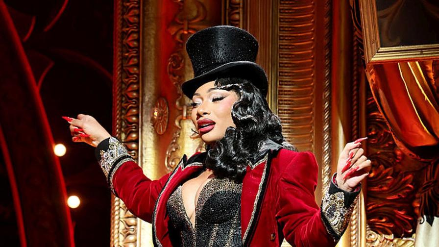 Емоционален срив на Бродуей: Меган Ди Сталиън избухна в сълзи след раздялата с Клей Томпсън