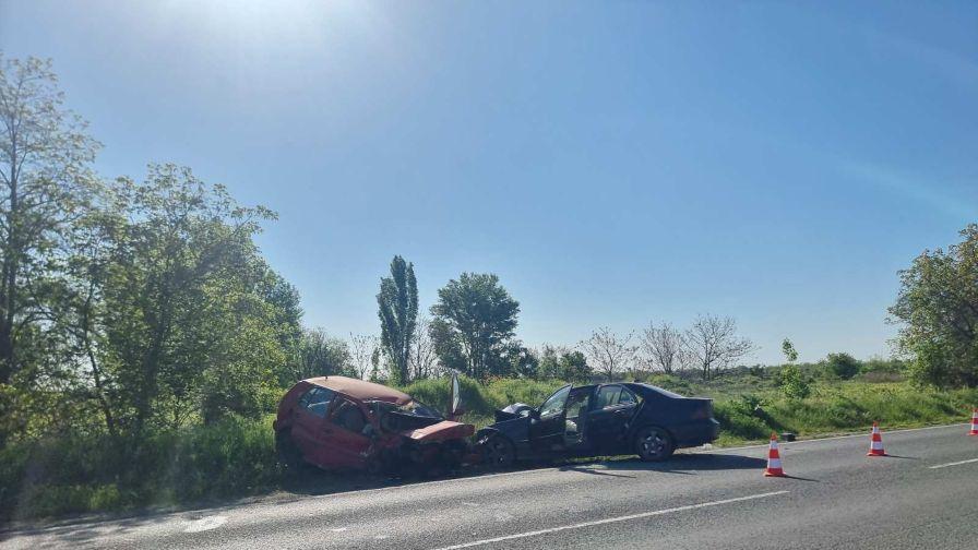 Шофьор загина в катастрофа край Стара Загора, има ранени