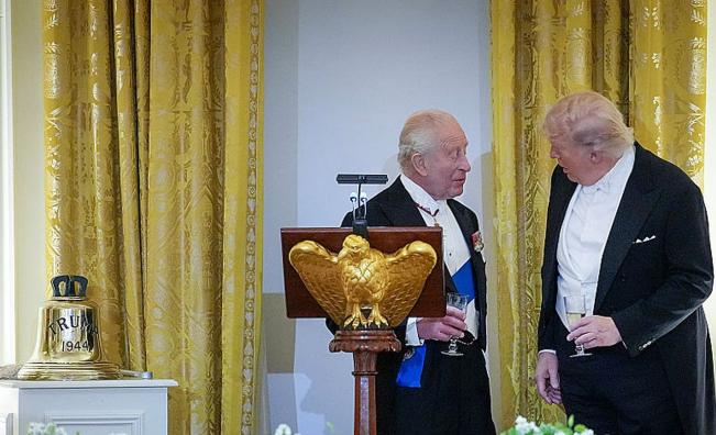 Скритият смисъл зад подаръка на крал Чарлз III за Тръмп