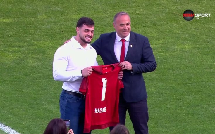 ЦСКА награди Карлос Насар преди битката с Лудогорец