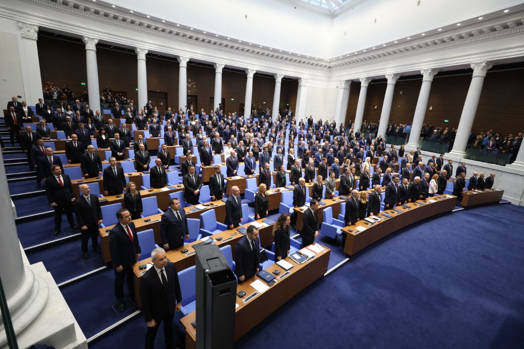 Кои са председателите на парламентарните групи и заместниците им