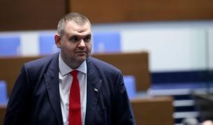 ДПС предложи ограничението на секциите в чужбина да отпадне