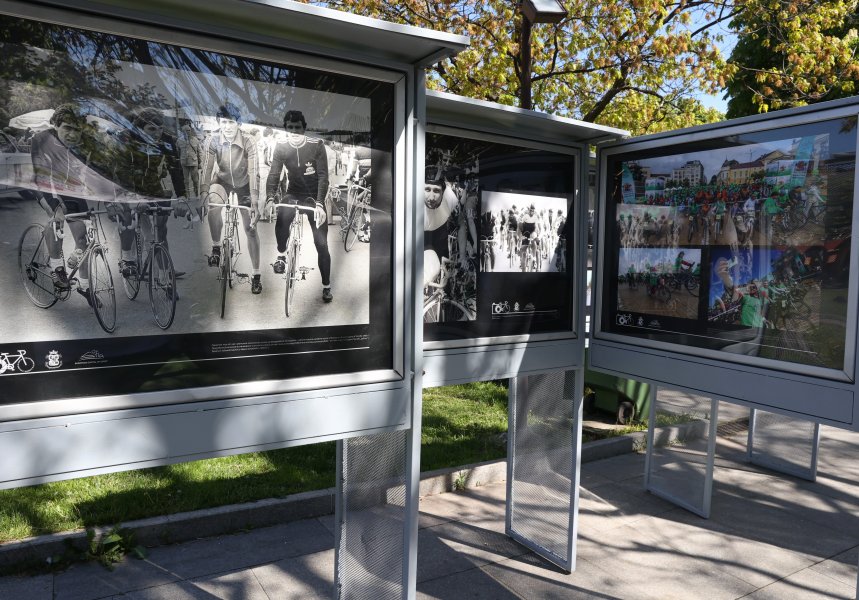 Фотоизложба Колоезденето в София1