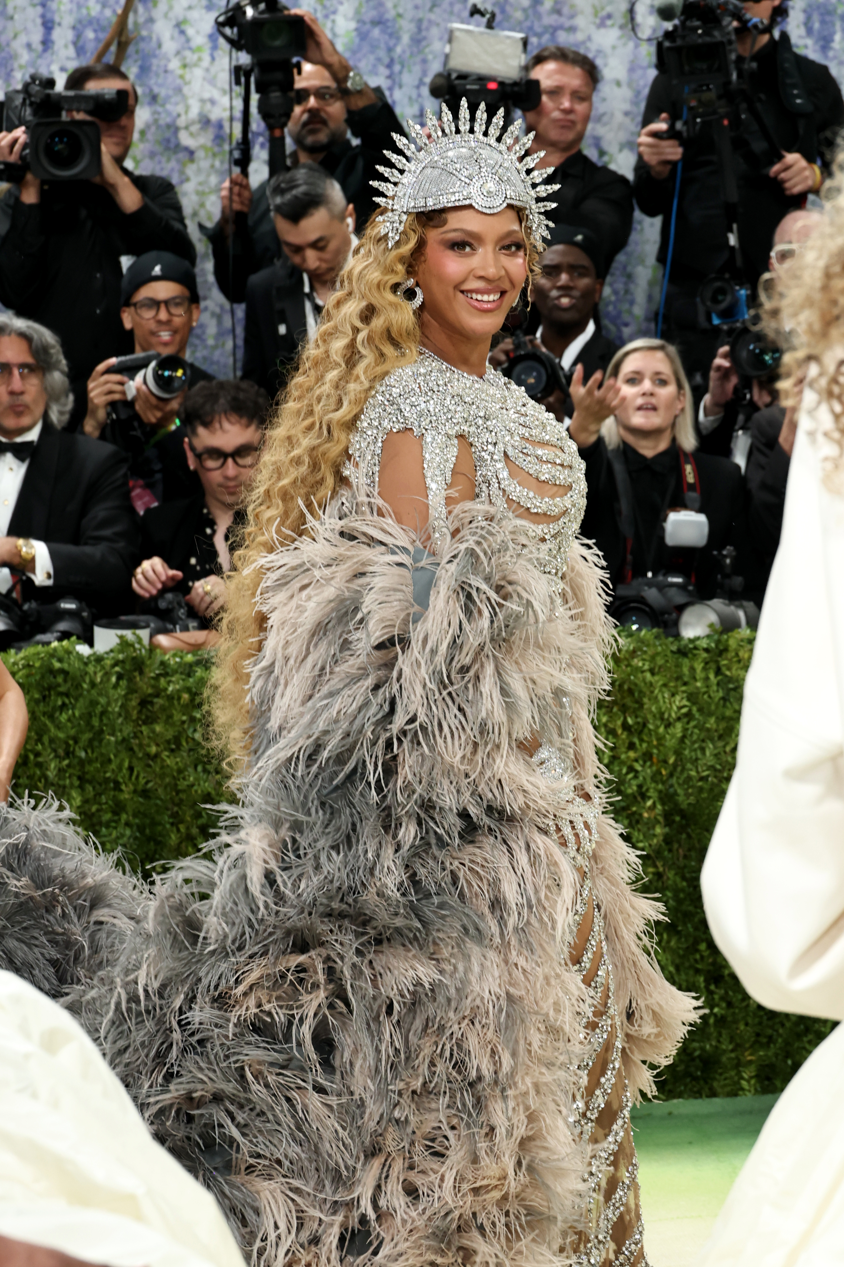 Бионсе превзе Met Gala със звездното си семейство.