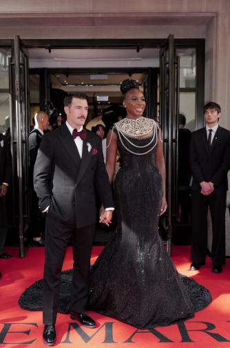 Черен блясък и диаманти Винъс Уилямс на Met Gala