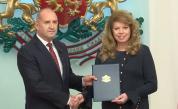 Илияна Йотова връчи първия проучвателен мандат за съставяне на правителство в 52-рото Народно събрание на 