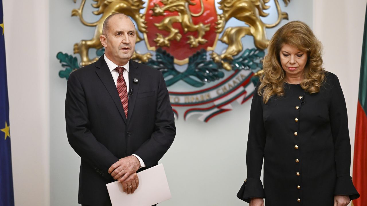 <p>&bdquo;Прогресивна България&ldquo; получи първия проучвателен мандат от &bdquo;Дондуков&ldquo; 2</p>