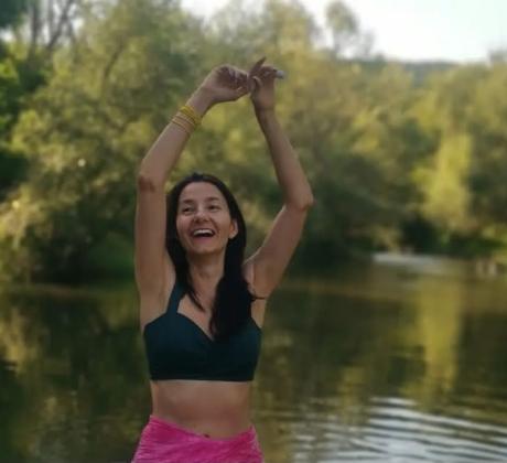 Актрисата Биляна Казакова която приятелите на киното познават от Войната