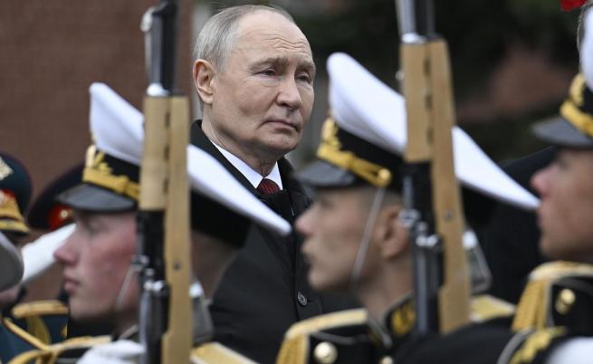 „Санкциите стигнаха до ботокса му“: Лицето на Путин провокира лавина от въпроси
