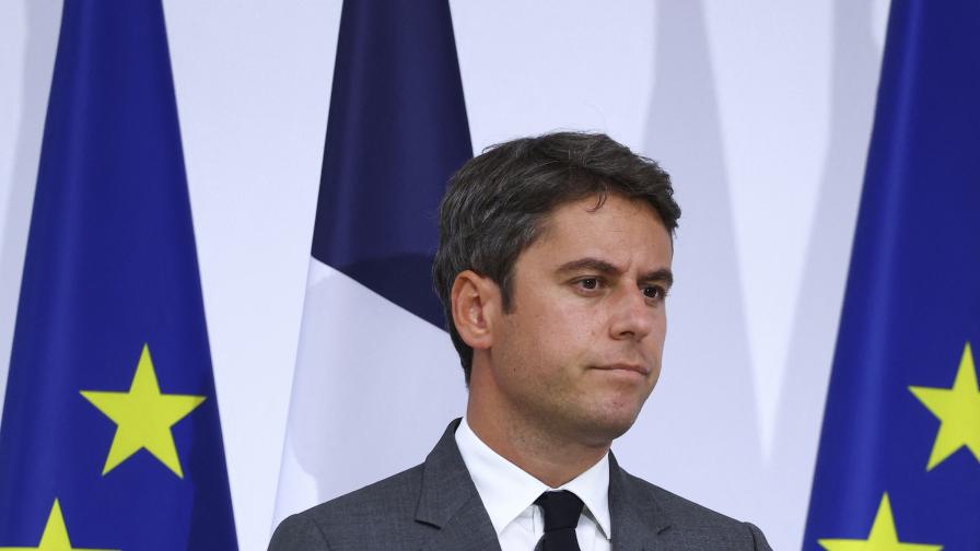 <p>"Клонингът на Макрон" влиза в битката за Елисейския дворец</p>