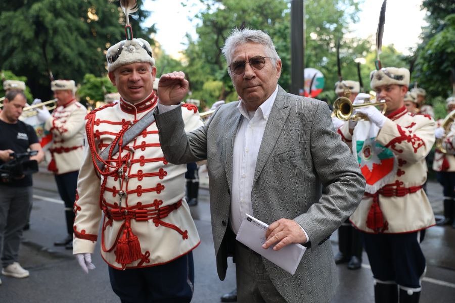 <p>Блясък и емоции на наградите "Аскеер".</p>