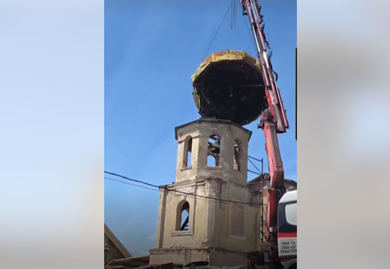 Историята на 169-годишната църква в с. Голема Раковица, чийто купол падна