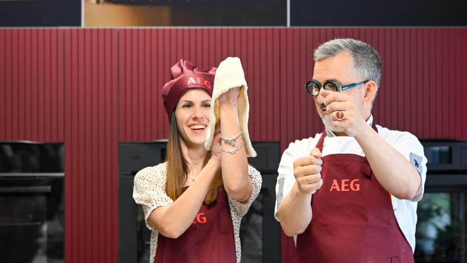 AEG