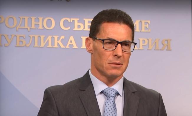 Важни промени за пенсиите, дълга и партийна субсидия