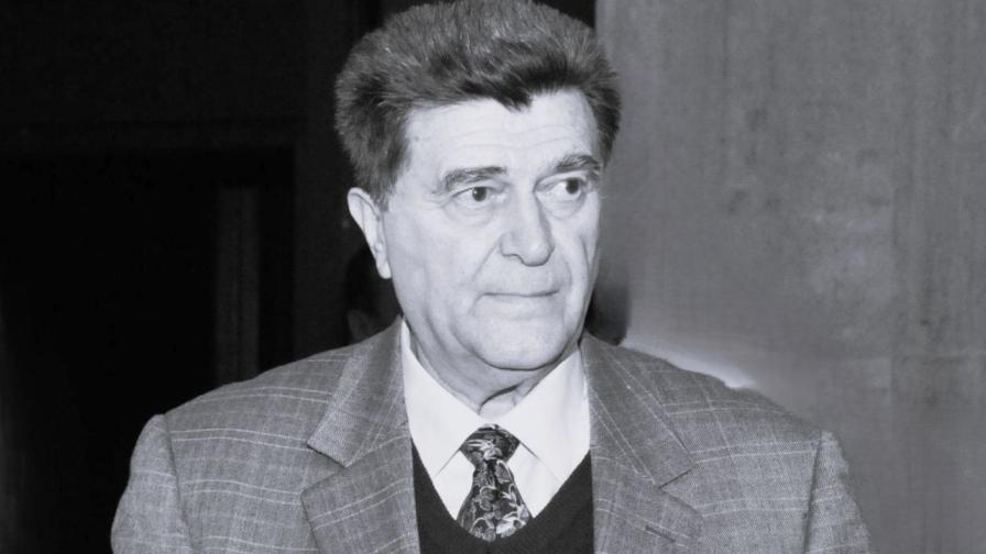 Проф. Александър Янчулев