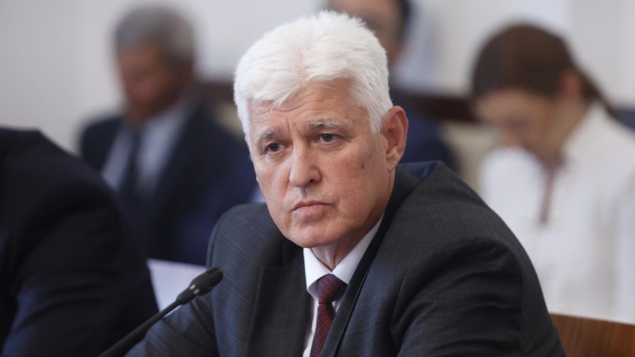 <p>Стоянов: За последния месец няма постъпило искане от Киев за нови доставки на военна помощ</p>