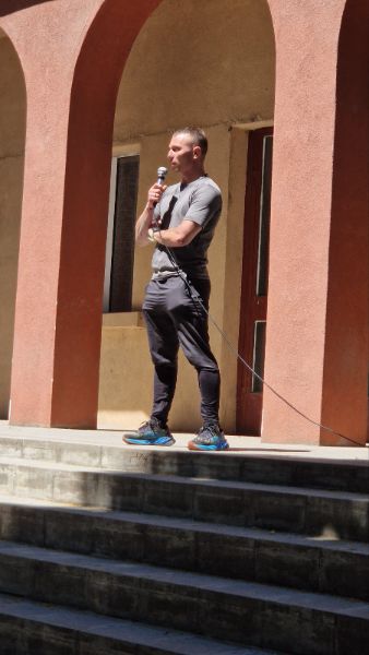 <p>Протест в село Лесново срещу агресията заради шепа череши.</p>