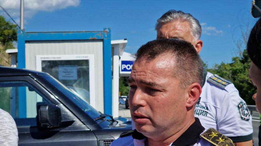 Заловените край Бургас 32-ма мигранти оцелявали дни с трева и блатна вода