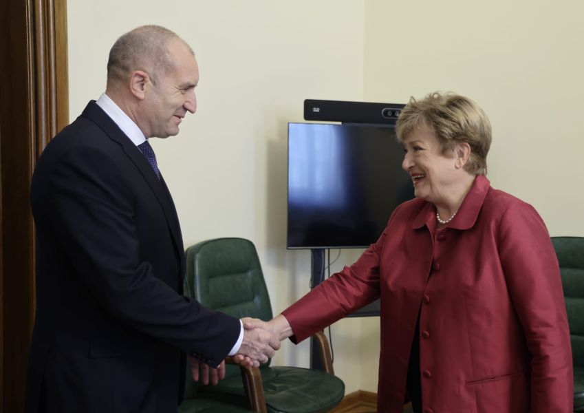 Румен Радев: България трябва да смени модела на икономически растеж