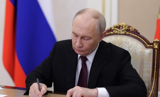 „Ще ме обесят“: Страхът, който тласка Путин към нова ескалация