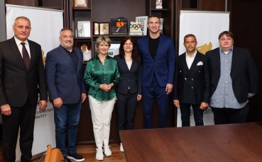 Кличко се срещна с Весела Лечева и Стойка Кръстева