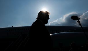 Новият президентски самолет Боинг 747-8 и Доналд Тръмп