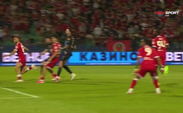 ЦСКА удари отново с нов гол на Питас (ВИДЕО)