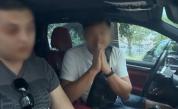 Спортист засне опасна ситуация в Пловдив: Дишал ли е шофьорът райски газ зад волана?