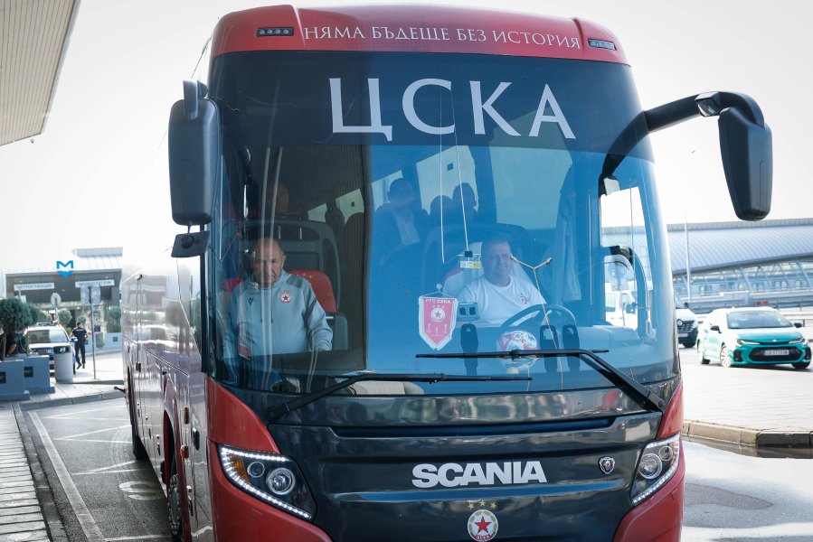 ЦСКА замина за Азербайджан за първия мач с Карабах в1