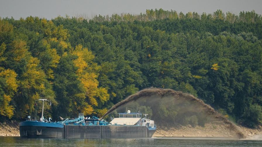 Румъния пренасочва част от Дунав, за да спаси АЕЦ "Черна вода"
