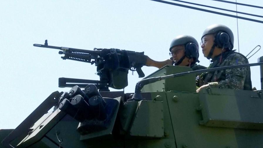 Тайван стартира най-мащабните си военни учения „Хан Куан“ заради нарастващия натиск от Пекин