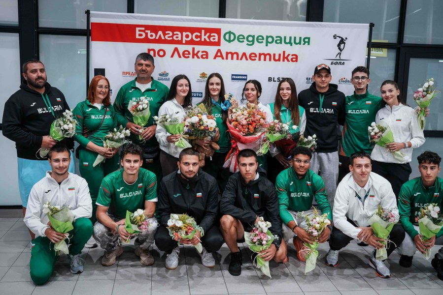 Посрещане на световната шампионка Виктория Ангелова1
