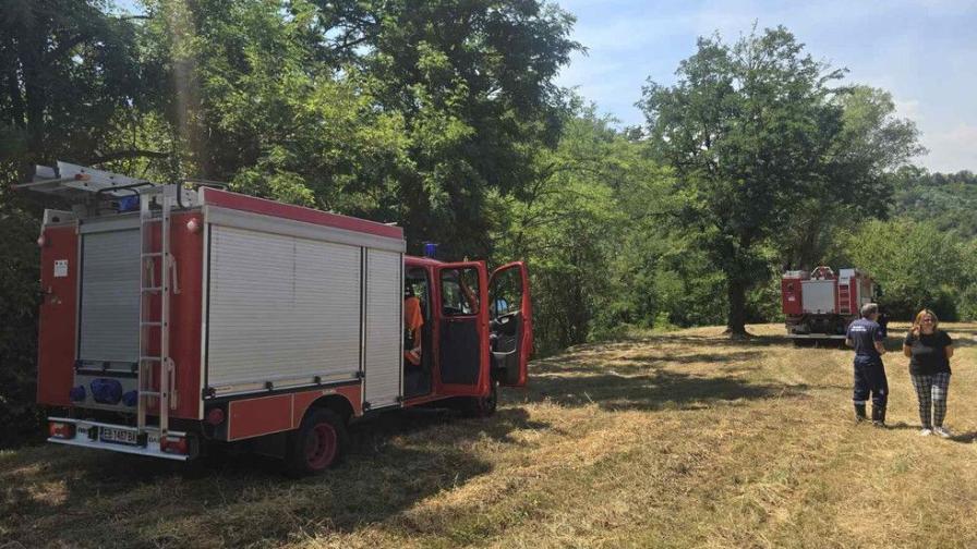 След взривовете в склада за боеприпаси: Прокуратурата влезе на оглед в „ЕМКО“