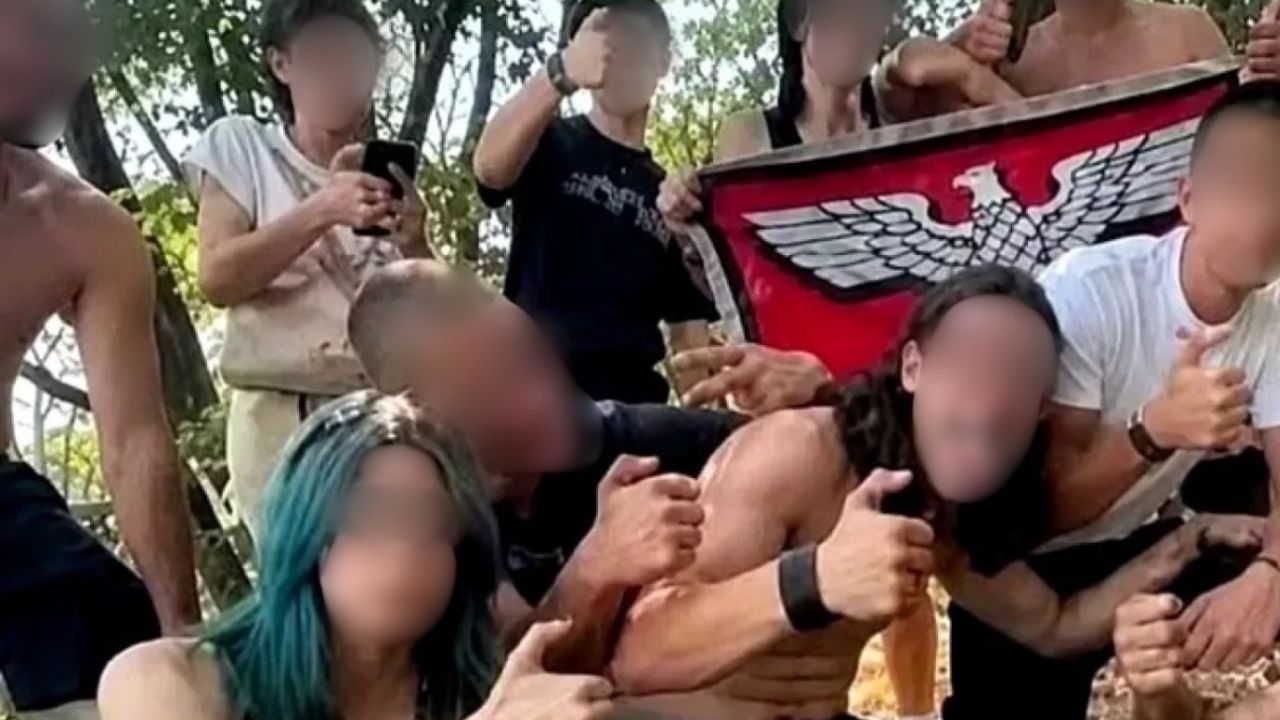 "Жестът на Тесак", побой и унижение: Защо неонацистки модели влияят на тийнейджърите