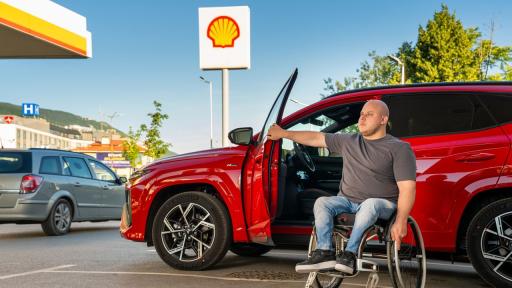 Shell стартира „Достъпната спирка“ –  инициатива за по-приобщаващо обслужване