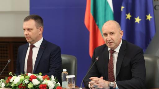 Радев предлага да се върнат правомощията на президента