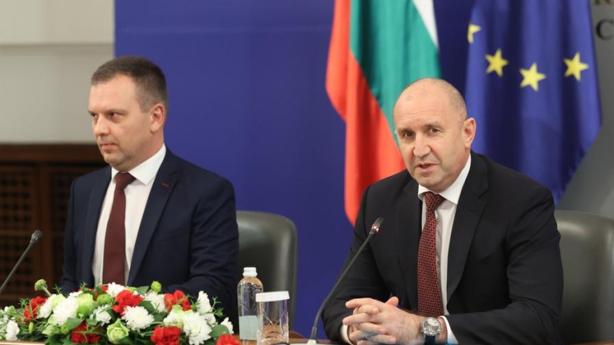 Радев предлага да се върнат правомощията на президента