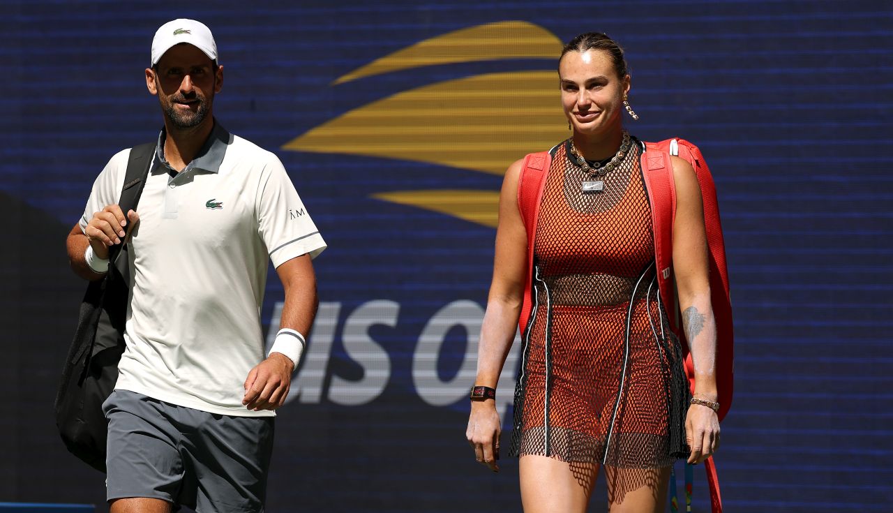 Прозрачна рокля и диаманти за милиони: Арина Сабаленка взриви US Open