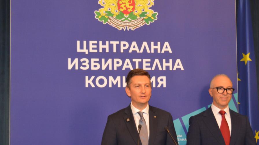 Министър Василев се срещна с ЦИК
