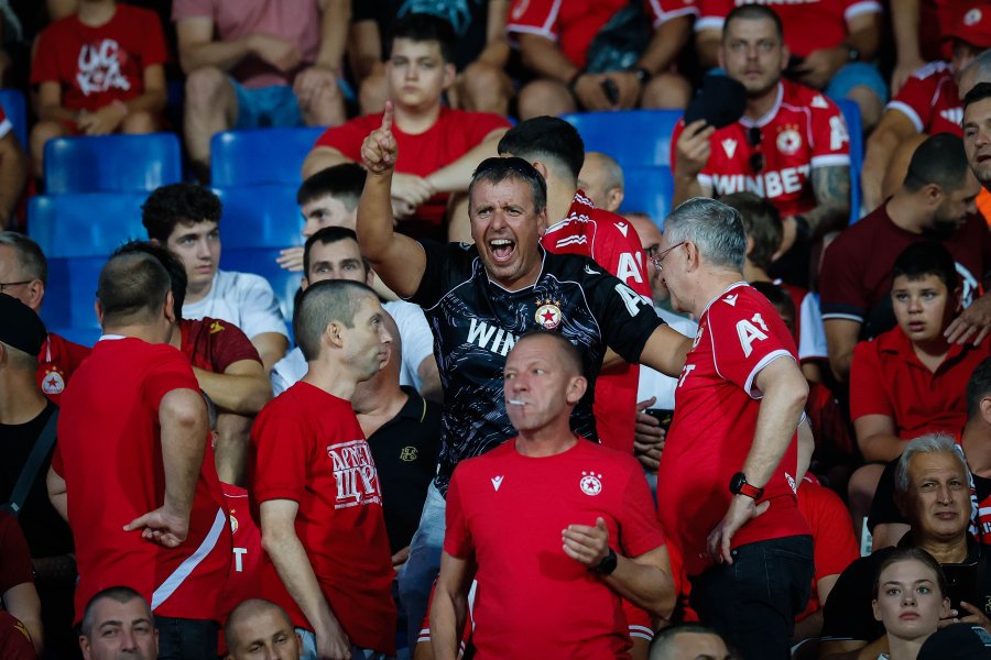 CSKA ЦСКА ОФИ Крит1