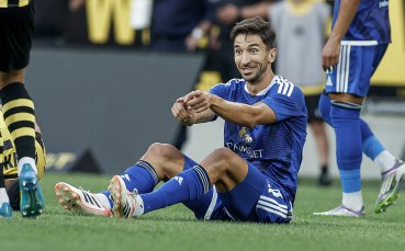 НА ЖИВО: Ботев Пловдив 1:2 Левски, Чандъров наказа грешка на Вуцов