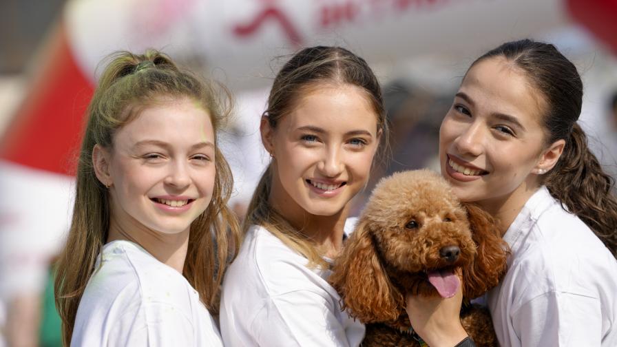 Два крака, четири лапи, една кауза: Purina тича за добро на „Нестле за Живей Активно!“