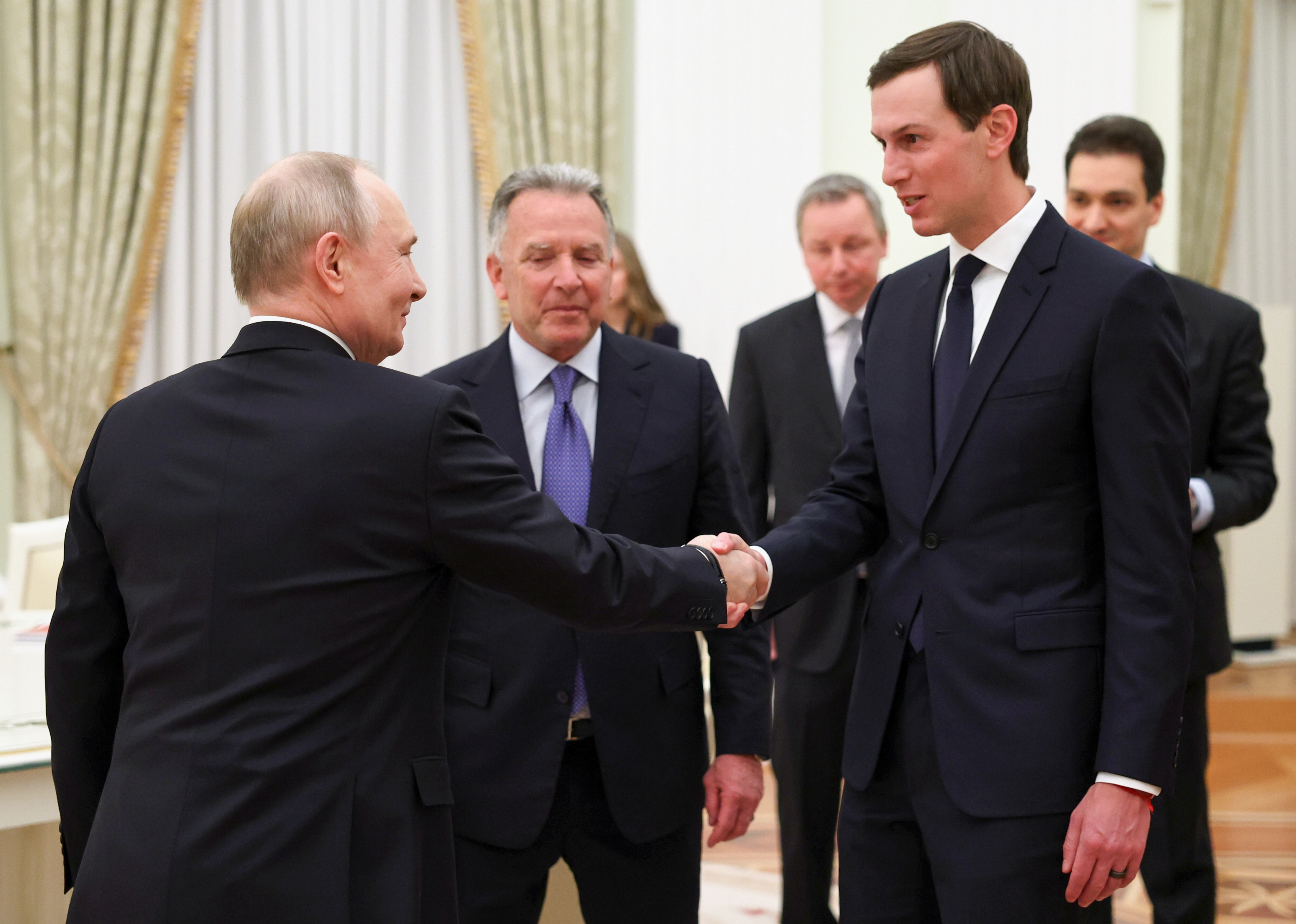 Уиткоф и Къшнър се срещнаха с Путин в Москва за мирни преговори за Украйна